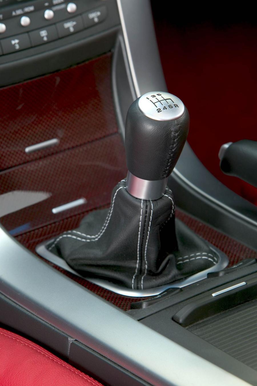 Детали интерьера Acura TL A-Spec Concept 2004 года  (фото 20 из 21)